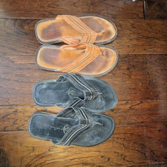 Robert Wayne Flip Flops in Black or Camel with Silver Accent sz 8 - Picture 2 of 14
